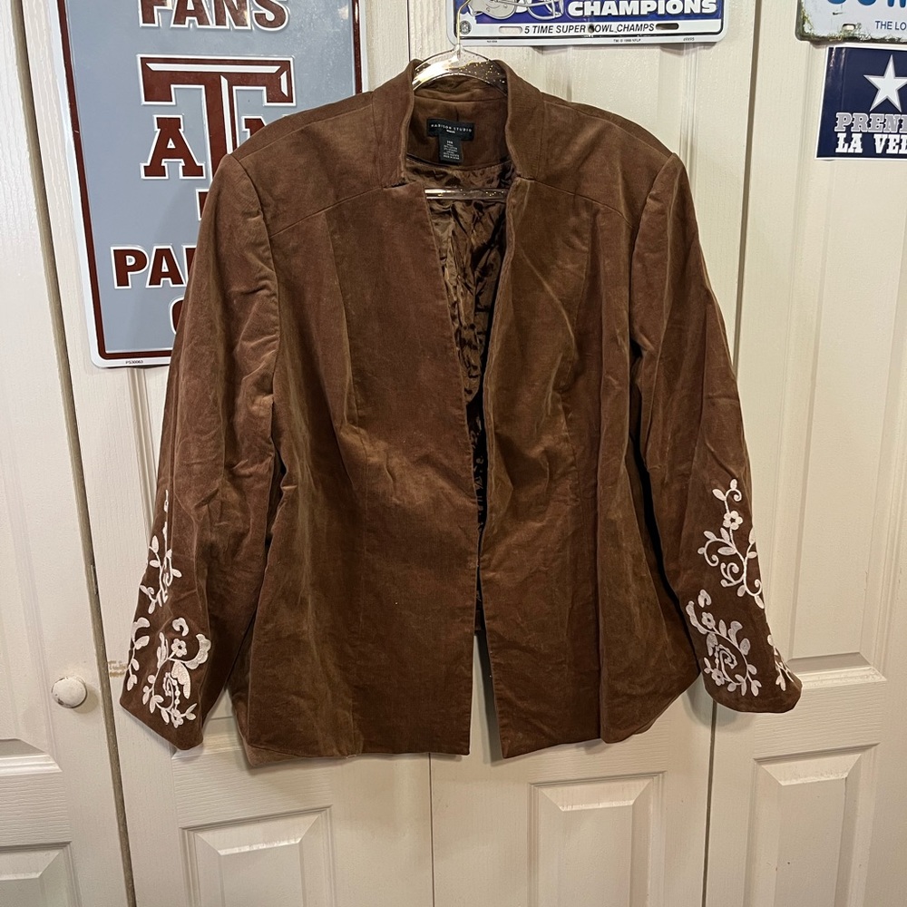 Madison Studio Woman Corduroy Open Front Blazer